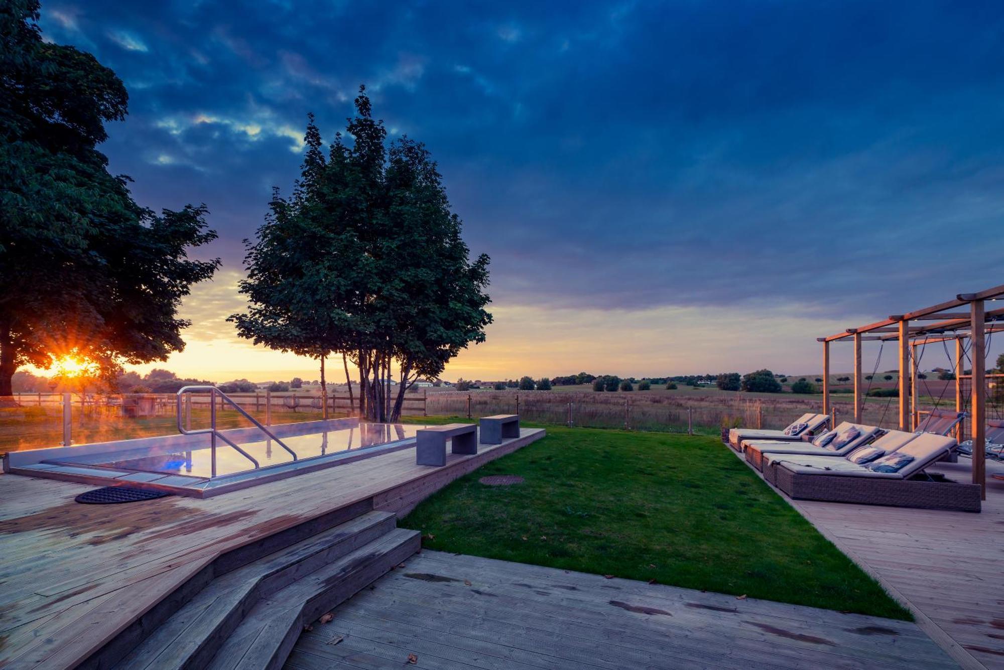 Hotell Mossbylund Abbekas Bagian luar foto